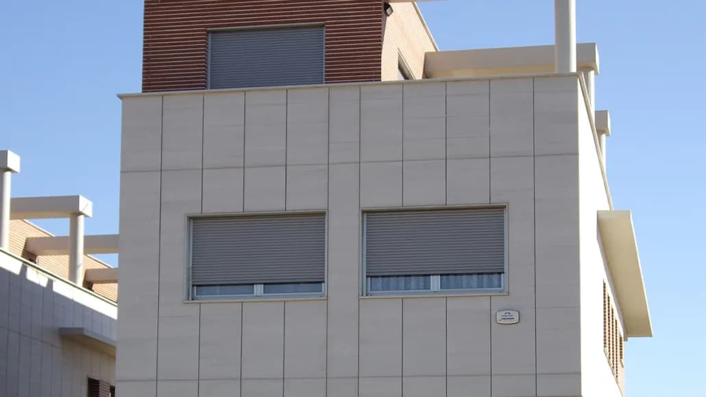 UNIFAMILIAR MONTEMAYOR