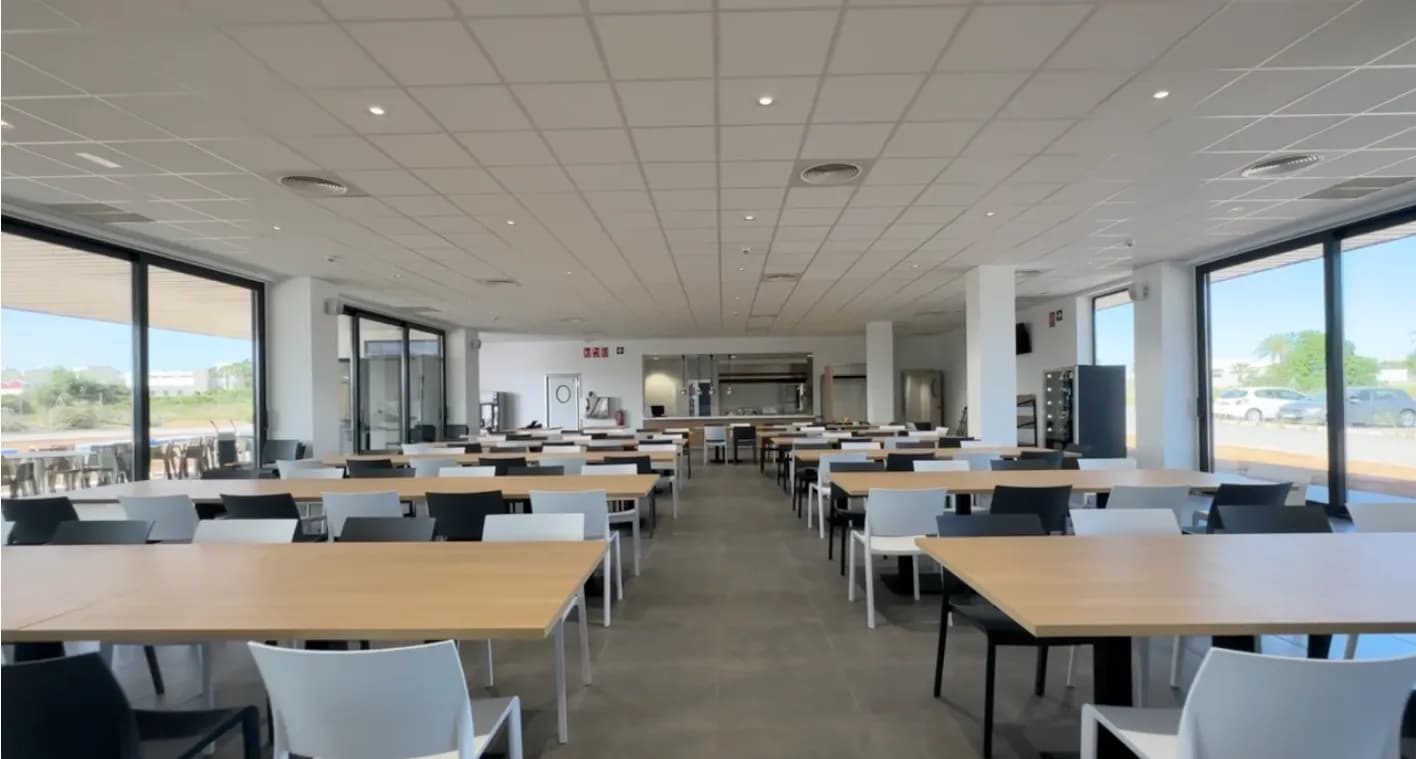 EDIFICIO COMEDOR PARA CELESTICA VALENCIANA S.A
